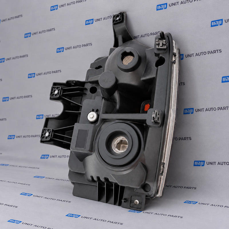7C3Z-13008-AA Genuine Ford Headlamp Assy For F-250 5.4L V8