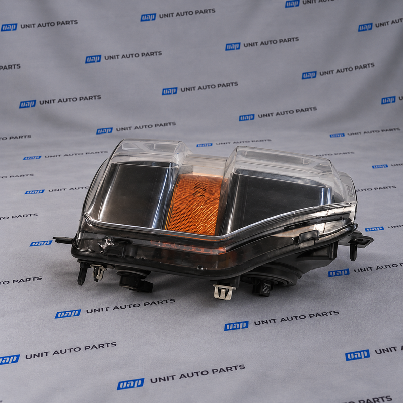 8C3Z-13008-A Genuine Ford Headlamp Assy For F-250 5.4L V8