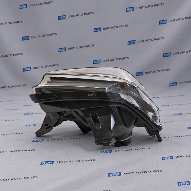 8C3Z-13008-A Genuine Ford Headlamp Assy For F-250 5.4L V8