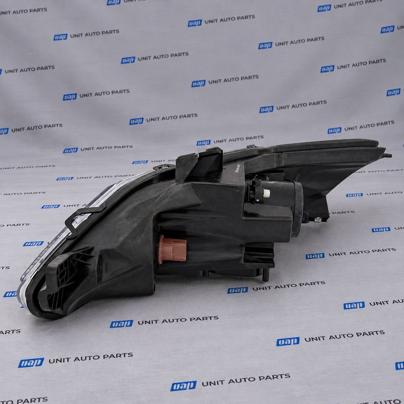 BG1Z-13008-A Genuine Ford Composite Headlamp For Taurus 2010-2012