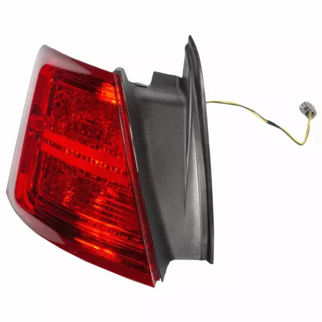 DG1Z-13405-CC Genuine Ford Tail Lamp Assembly For Police Sedan 2.0L 3.5L 3.7L