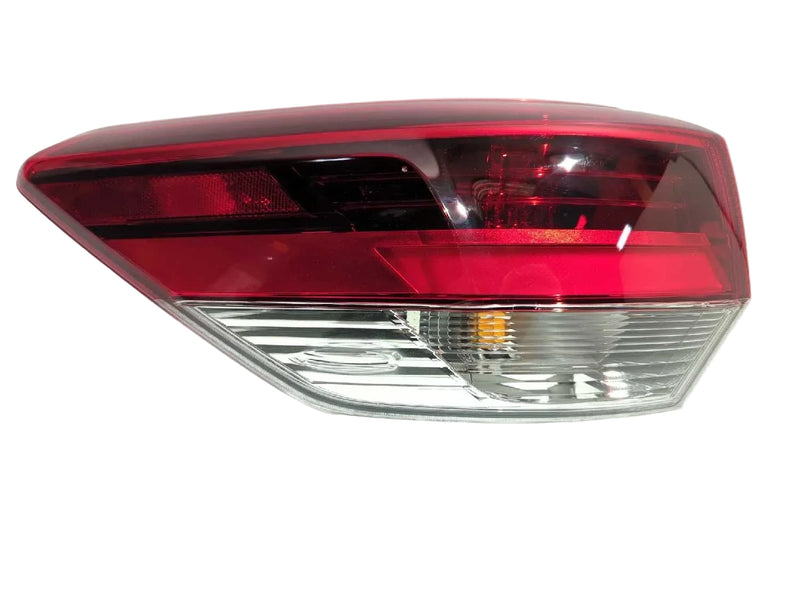 815600E250 Genuine Toyota Tail Light Assembly For Toyota Driver Side