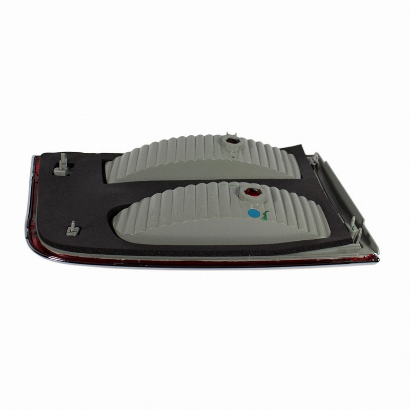 8L7Z-13404-B Genuine Ford Rear Stop And Flasher Lamp For Navigator Passenger Side