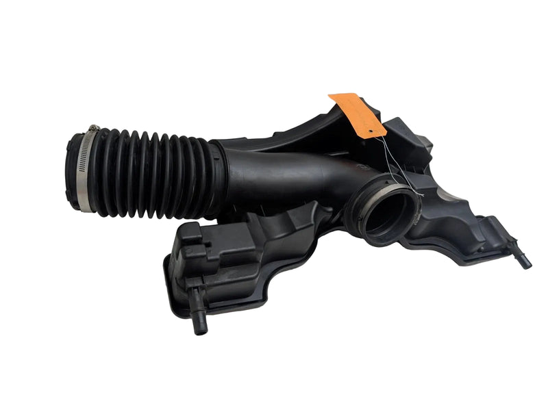 20931028 Genuine GM Air Cleaner Outlet Duct Assembly For Tahoe Yukon 6.2L
