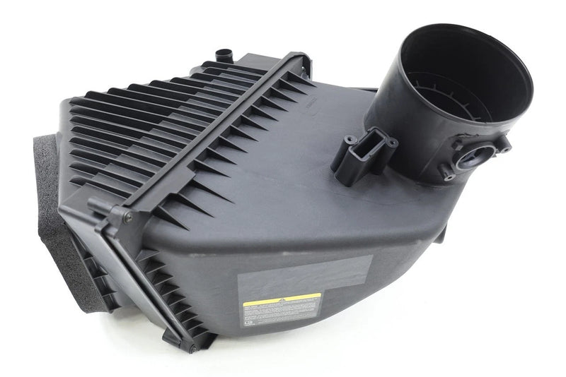 22870902 Genuine GM Air Cleaner For Silverado Sierra 6.6L V8 Diesel