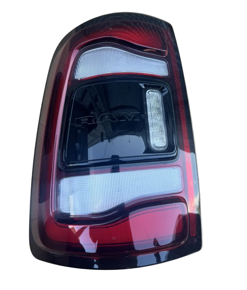 68639091AA Genuine Mopar Left Tail Lamp For Ram 2500 3500