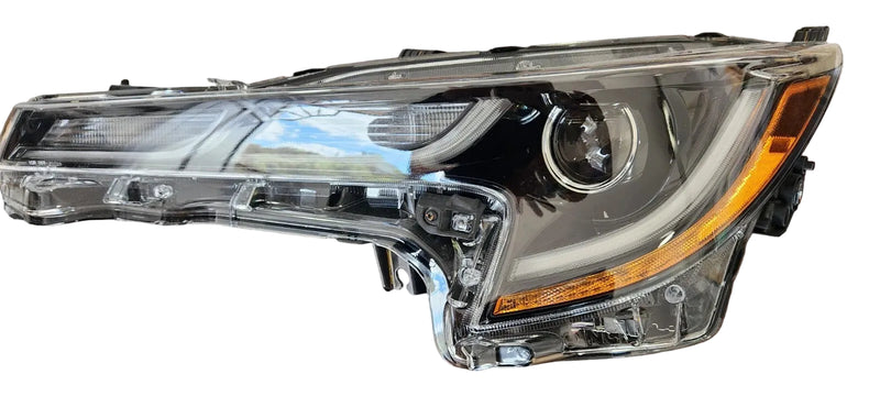 81150-02S50 Genuine Toyota Driver Side Headlight For Corolla