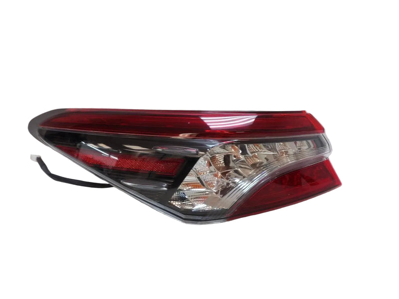 8156006A30 Genuine Toyota Driver Side Tail Lamp Assembly For 2020-2024 Camry