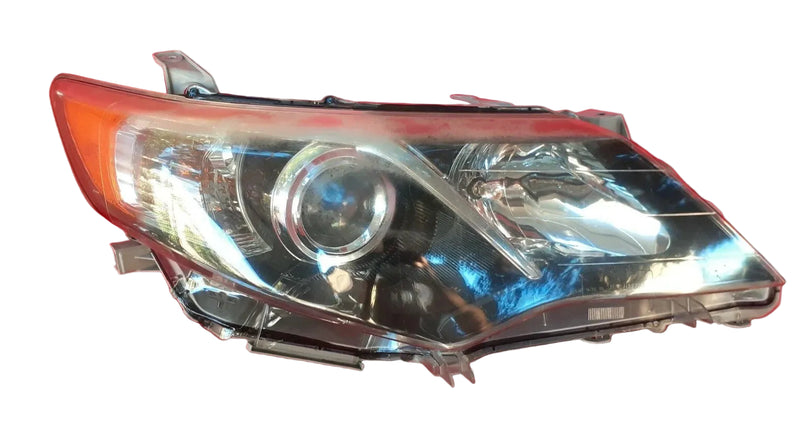 8111006500 Genuine Toyota Passenger Side Headlamp For 2009-2011 Camry