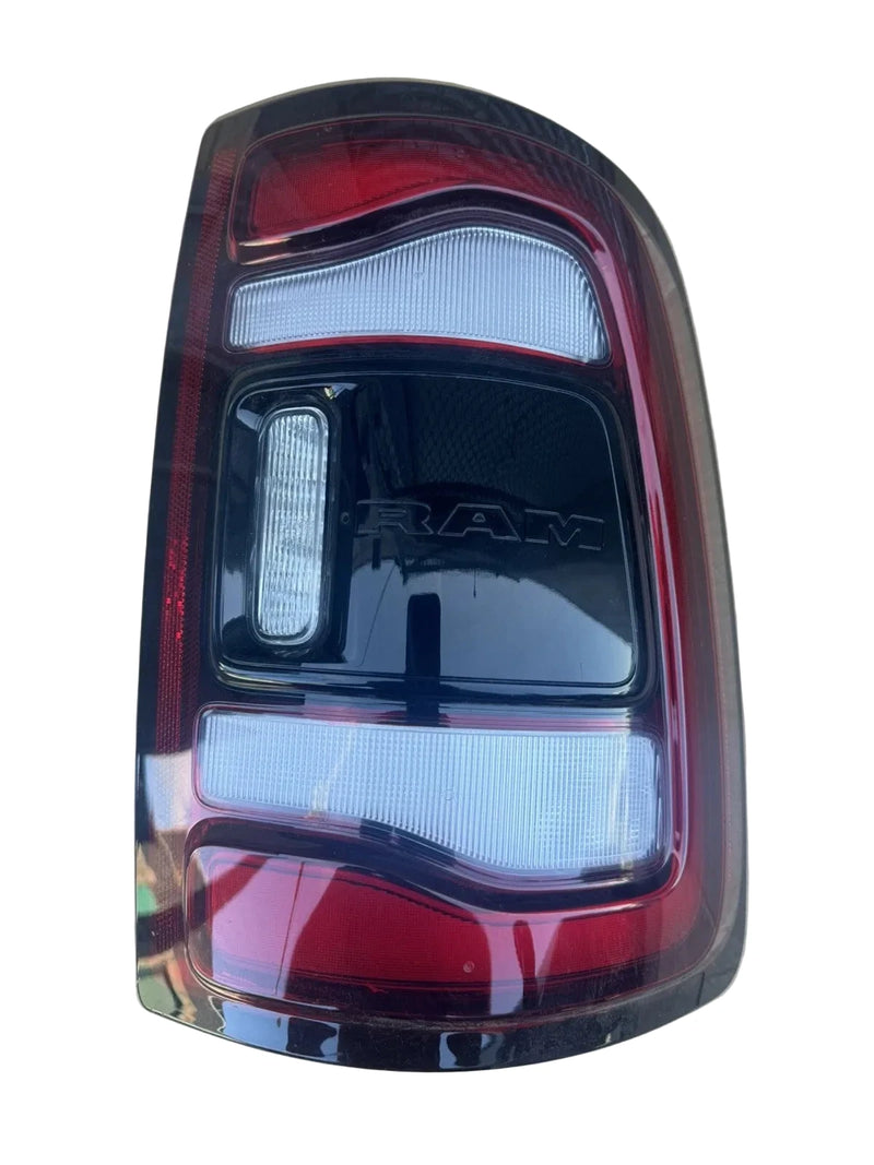 68639090AB Genuine Mopar Right Tail Lamp For Ram 2500 3500