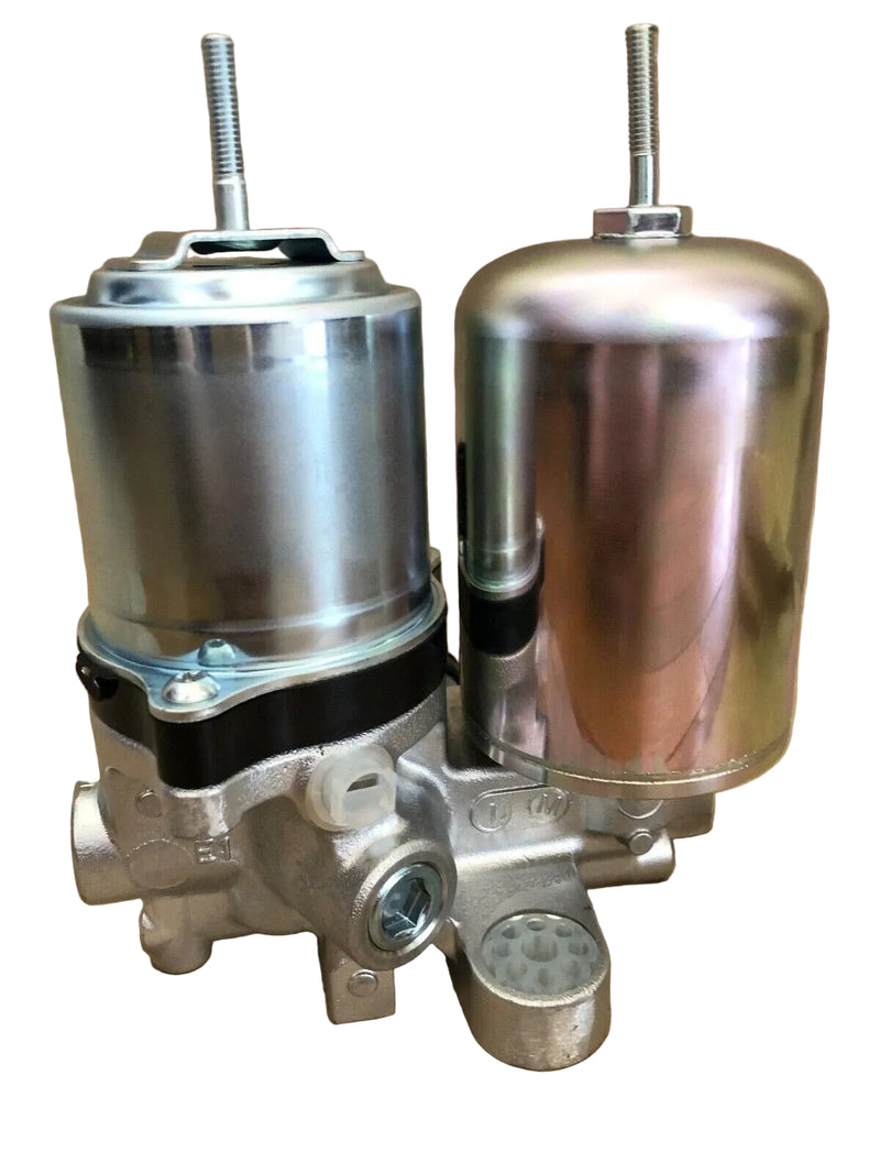47070-47060 Genuine Toyota Brake Booster Pump For Prius RAV4 iQ